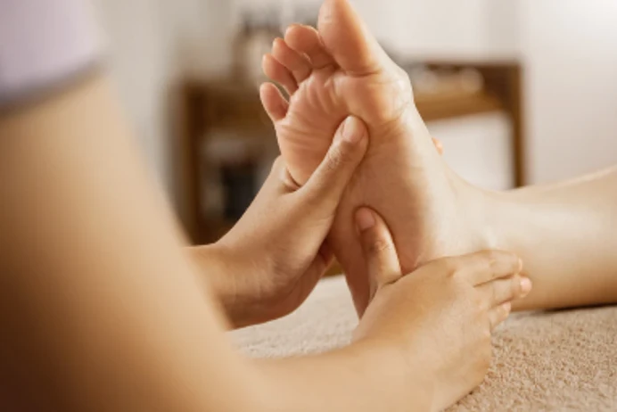 Foot Massage & Reflexology Foot Massage & Reflexology
